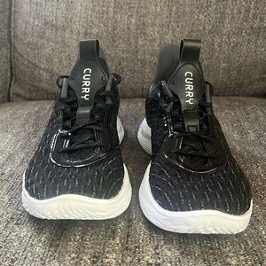 Under Armor Curry Flow 10